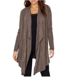 NWT Barefoot Dreams Island Wrap